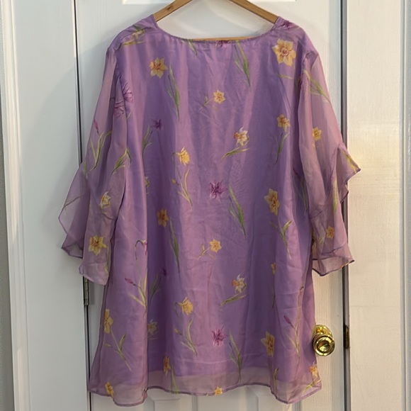 BloomChic Purple and Yellow Bell Sleeve Tunic, chiffon material , lined, 22-24W - Picture 11 of 11